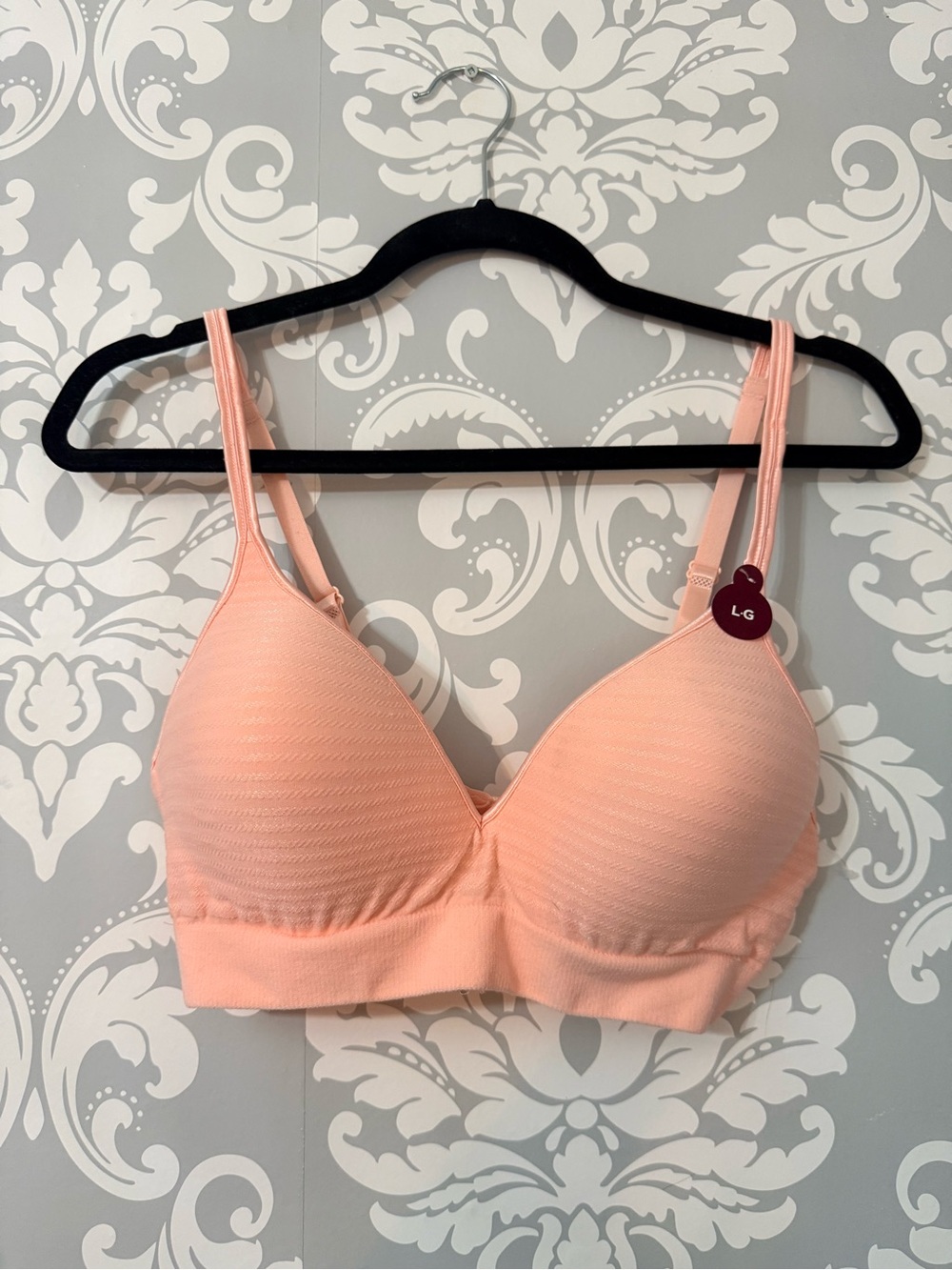 💫4/$25 • Carisma Peach Wireless Lightly Padded Bralette